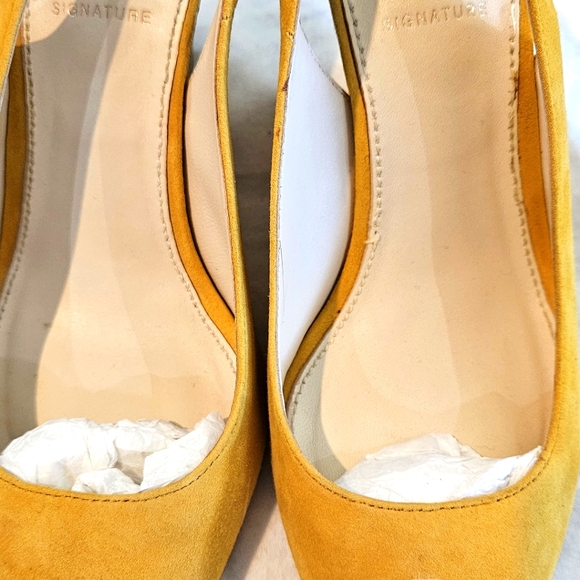 Italian made Vero Cuoio Signature Suede open toe slingback wedges size 5.5 - Picture 5 of 9